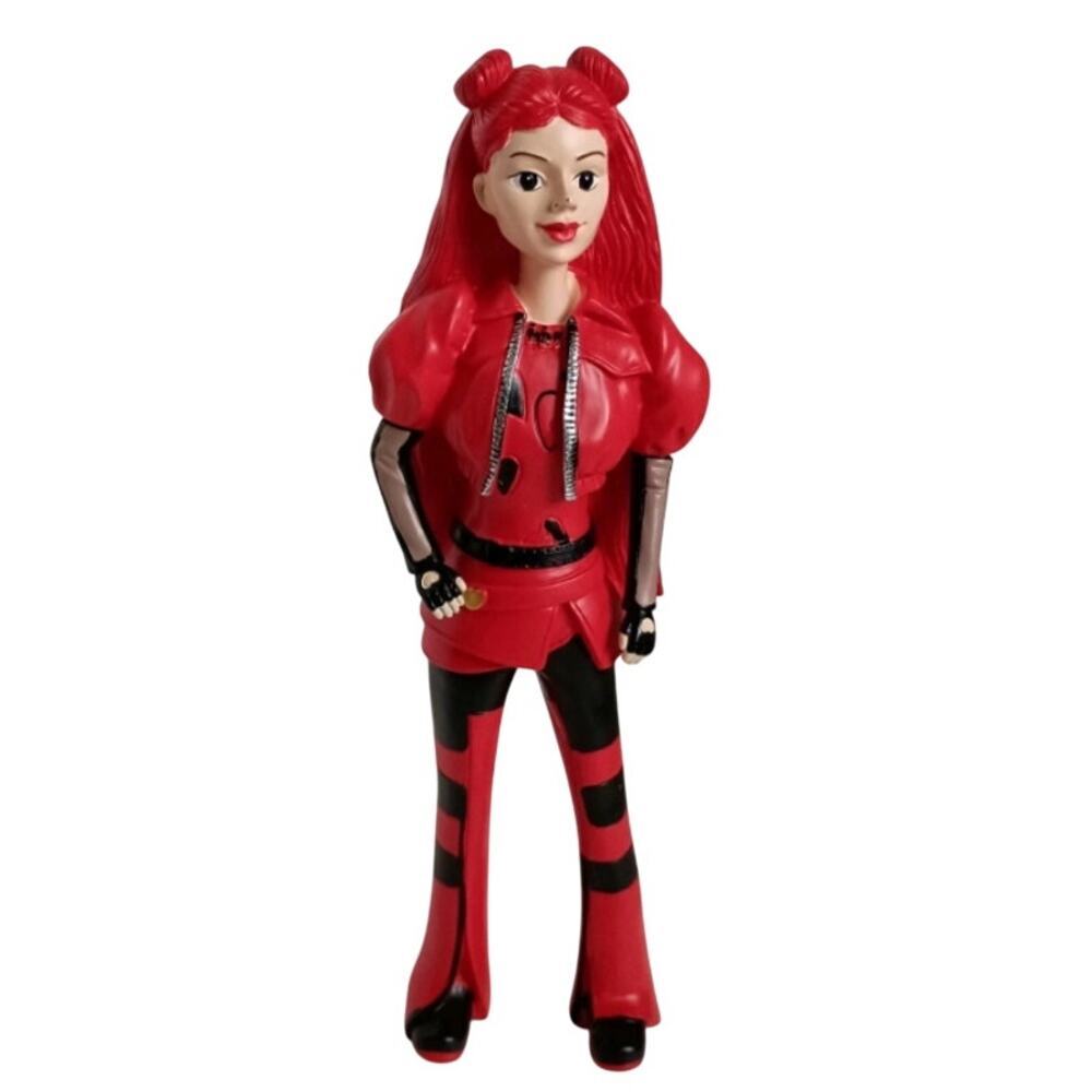 Disney Descendants 4 Rise of Red Daughter of Queen of Hearts Resin 11